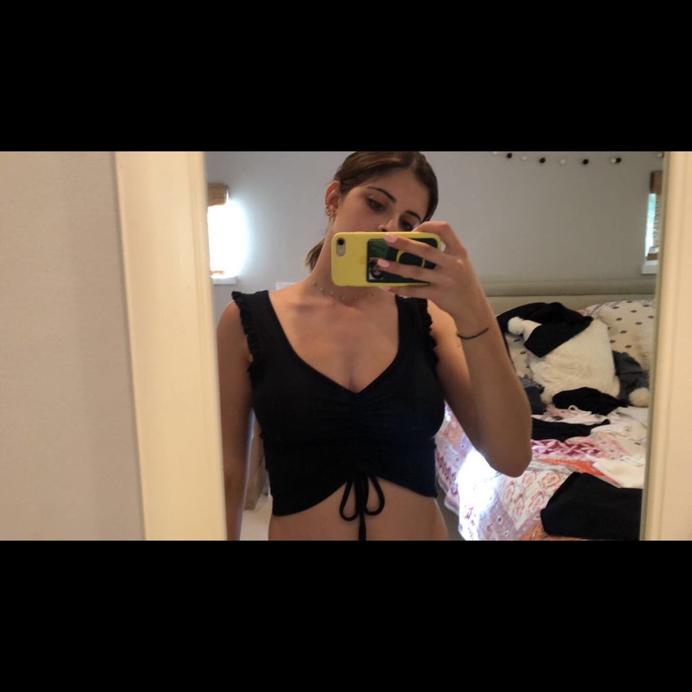 black ruched front crop top